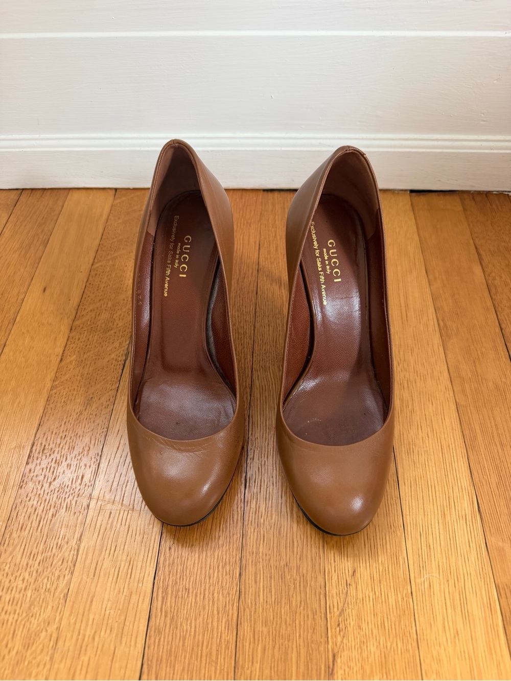 Gucci Classic Brown Leather Round Toe High Heel Pumps 37 7 - Picture 2 of 7